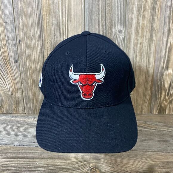 Chicago Bulls Basketball BLACK Sports Specialties Vintage Wool HAT 7 1/8 EUC